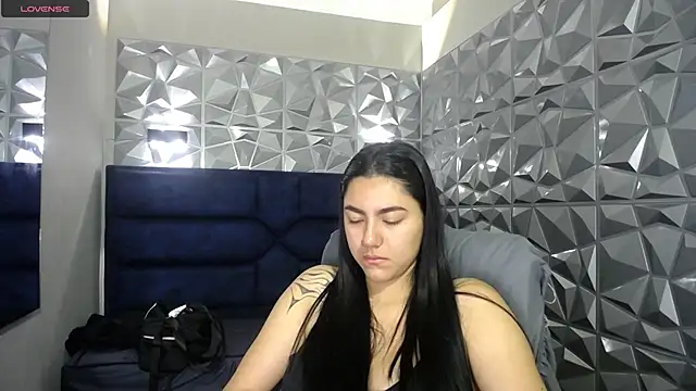 Megara 25 online show from 03.23.26