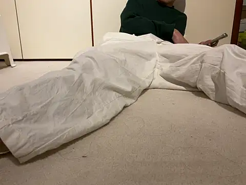 Snapshot of lucasdick18 chatting on 10.28.25 lucasdick18 online show from 10.28.25