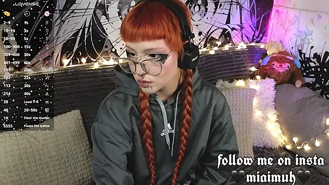 Snapshot of mia__yui chatting on 02.16.26 mia yui online show from 02.16.26