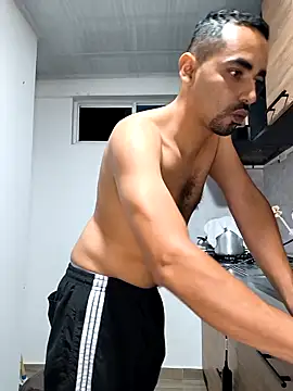 stivenlujan69 online show from 12.17.25