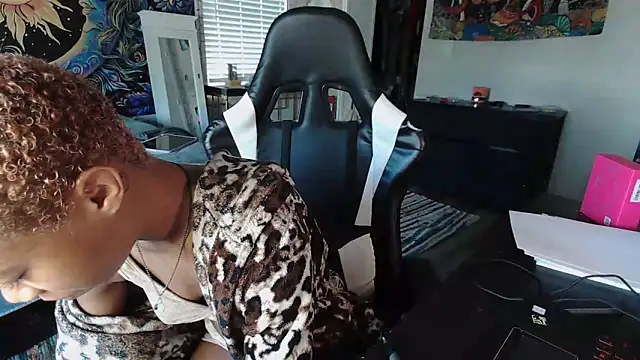 tsunamitori online show from 11.17.25