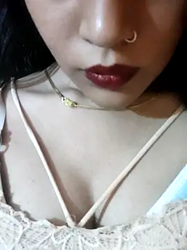 Snapshot of Mahi_Love143 chatting on 09.28.25 Mahi Love143 online show from 09.28.25