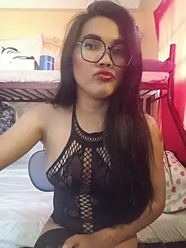 Snapshot of samanthasweetcock30 chatting on 11.18.25 samanthasweetcock30 online show from 11.18.25