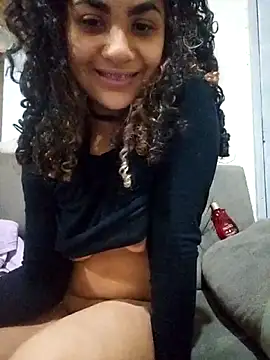 Snapshot of Camilla-23y chatting on 10.20.25 Camilla-23y online show from 10.20.25