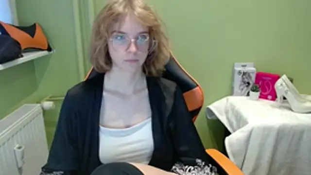 juicyPenny online show from 11.20.25