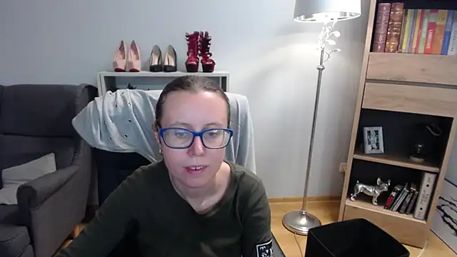 sweetxLizzy online show from 10.21.25