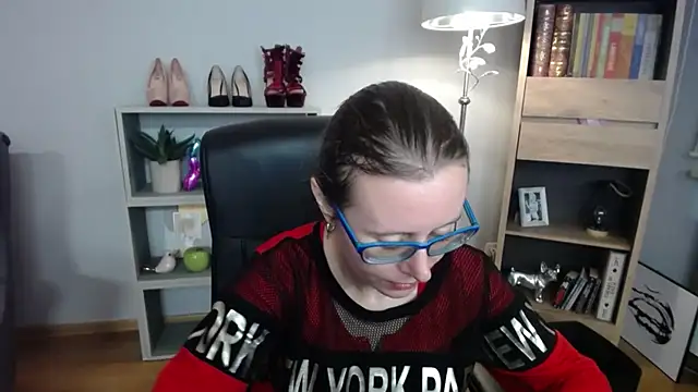 sweetxLizzy online show from 11.03.25