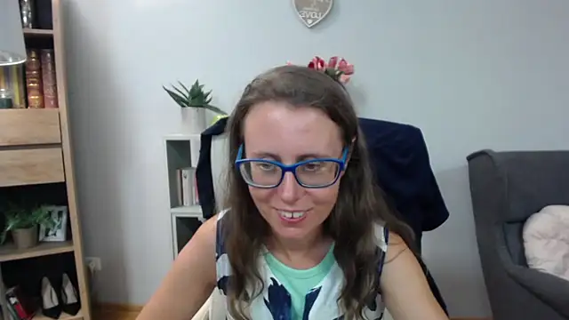 Snapshot of sweetxLizzy chatting on 06.29.26 sweetxLizzy online show from 06.29.26