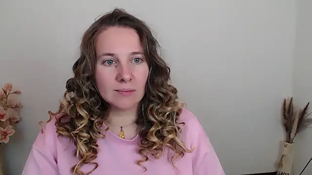 Snapshot of Darklure_ chatting on 10.07.25 Darklure online show from 10.07.25