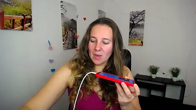 Snapshot of Darklure_ chatting on 10.15.25 Darklure online show from 10.15.25