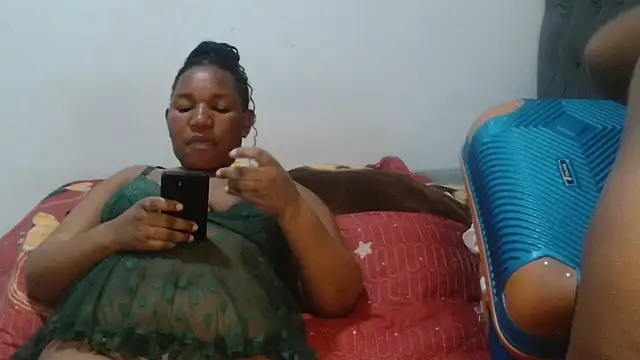 Mia-CharmsX online show from 10.24.25