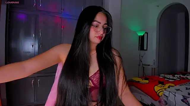 Snapshot of latingabby chatting on 10.08.25 latingabby online show from 10.08.25