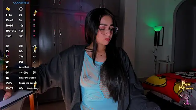 Snapshot of latingabby chatting on 10.09.25 latingabby online show from 10.09.25