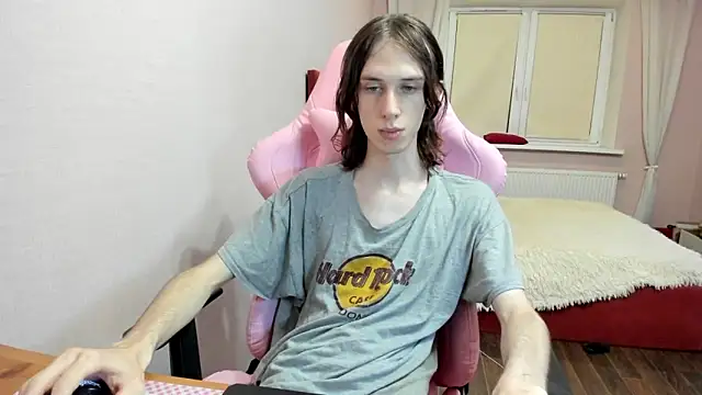 eleganc3 online show from 10.14.25