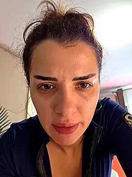 Snapshot of NaughtyChloe chatting on 10.10.25 NaughtyChloe online show from 10.10.25