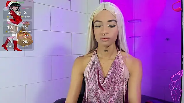 Dahlia Moss online show from 12.04.25