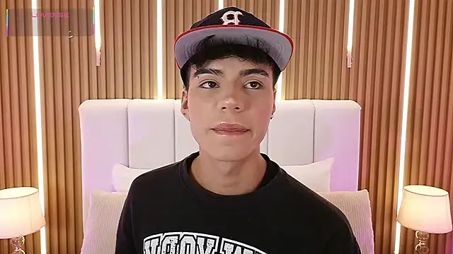 Snapshot of Dulcey_ chatting on 02.19.26 Dulcey online show from 02.19.26