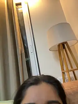 desitease online show from 12.04.25