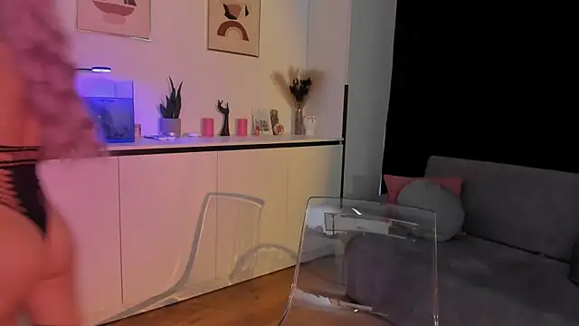 EvaBllake online show from 10.09.25