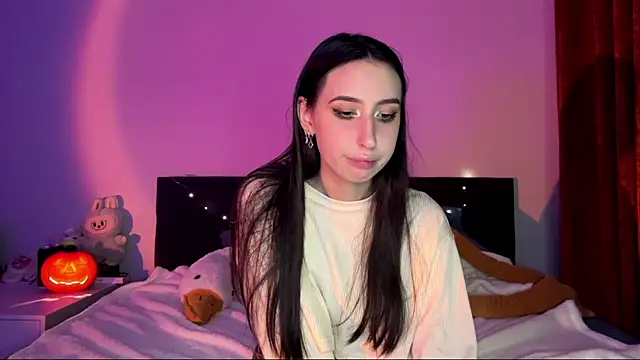 Snapshot of milastretch chatting on 10.30.25 milastretch online show from 10.30.25