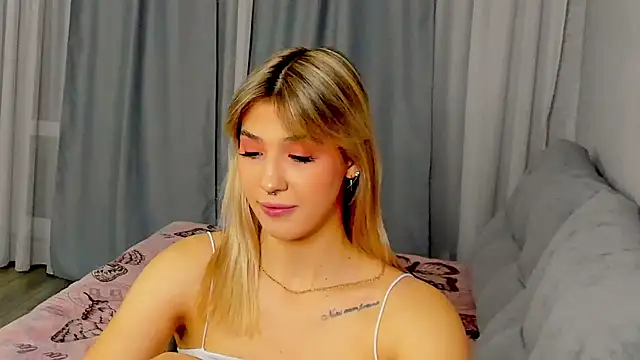 Bella svon online show from 10.05.25