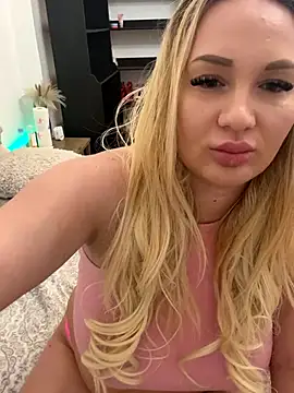 NellyExtraa online show from 10.11.25