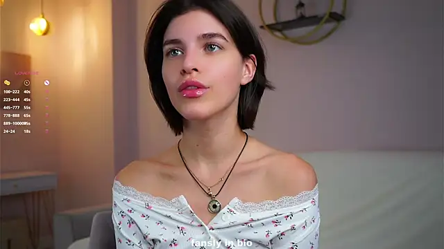 EleneButton online show from 11.08.25