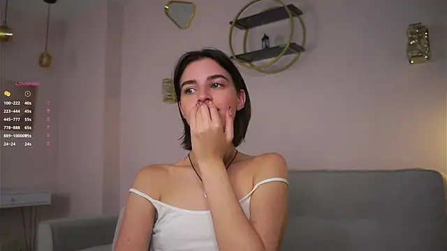 EleneButton online show from 11.27.25