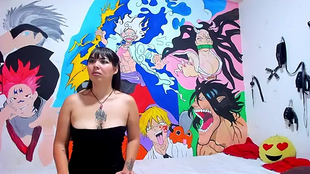 Snapshot of RoxyandAron2 chatting on 10.02.25 RoxyandAron2 online show from 10.02.25