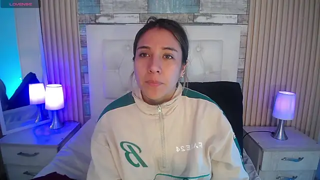 Snapshot of Bonnali_lune chatting on 04.27.26 Bonnali lune online show from 04.27.26