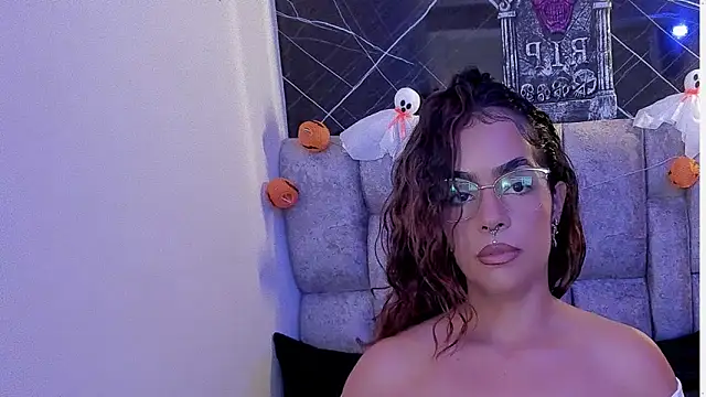 roxanne dl online show from 10.14.25