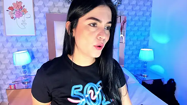 Snapshot of Sasha__sims__ chatting on 10.13.25 Sasha sims online show from 10.13.25