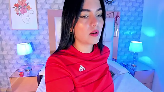 Snapshot of Sasha__sims__ chatting on 11.11.25 Sasha sims online show from 11.11.25