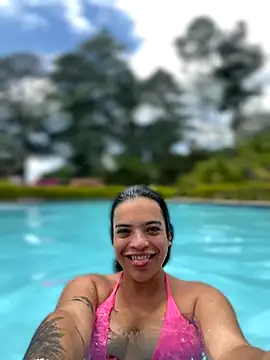 JuanitaMore01 online show from 09.21.25