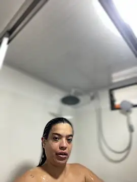 JuanitaMore01 online show from 09.29.25