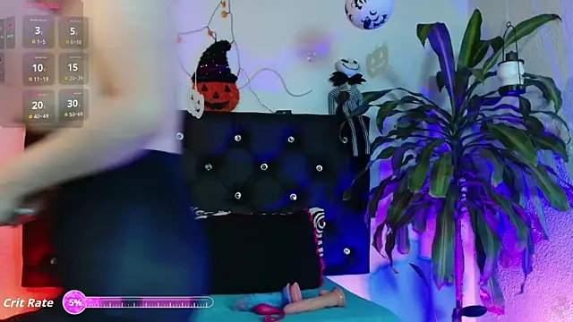 AliciaWhite online show from 10.15.25