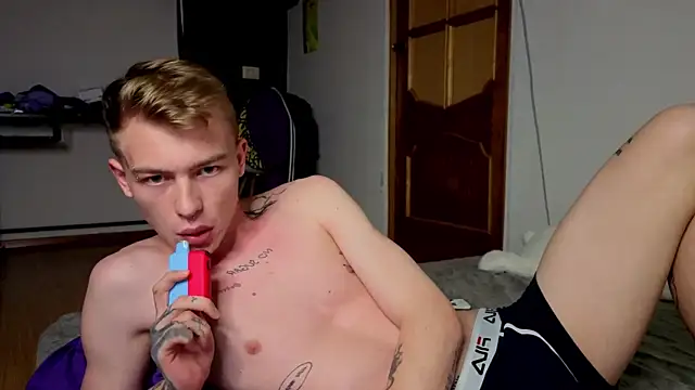 callmealexthx online show from 09.13.25