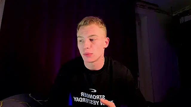 Snapshot of callmealexthx chatting on 01.05.26 callmealexthx online show from 01.05.26