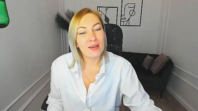 CamilaFatem online show from 09.15.25