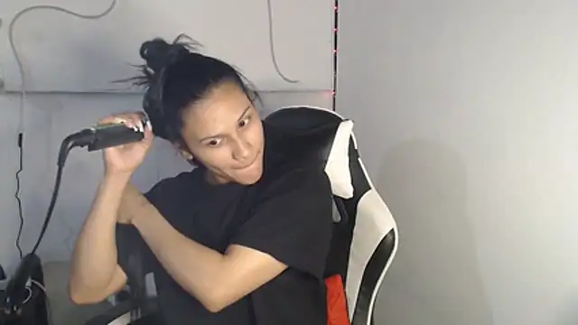 JessGarcia online show from 12.21.25