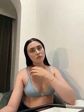 Snapshot of MilanaDayLi chatting on 09.09.25 MilanaDayLi online show from 09.09.25