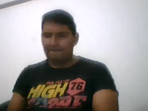 Snapshot of alexande_04 chatting on 10.21.25 alexande 04 online show from 10.21.25