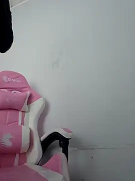 Miss Pompitas23 online show from 09.24.25