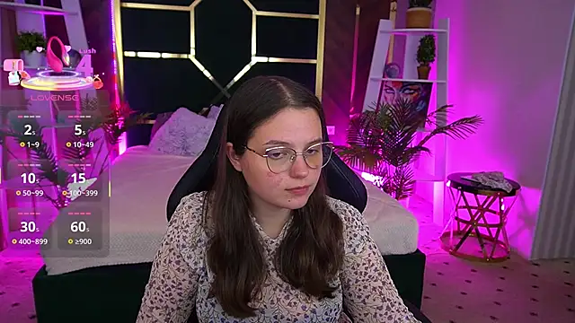 SophieDreamss online show from 09.30.25