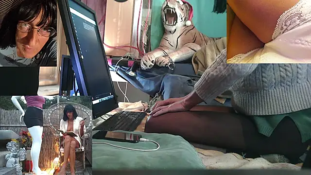 SissiDomination online show from 11.22.25