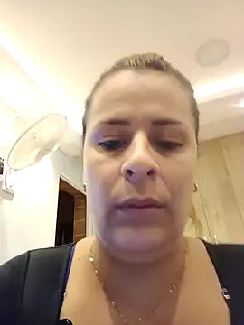 Snapshot of Scarley chatting on 09.23.25 Scarley online show from 09.23.25