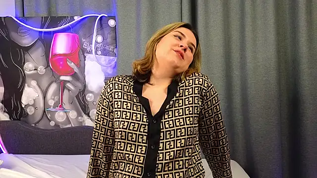 ElizabethDixon online show from 09.25.25