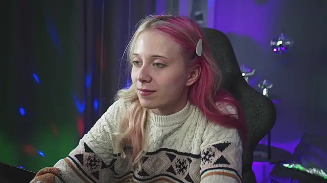 SakuraBliss online show from 10.16.25