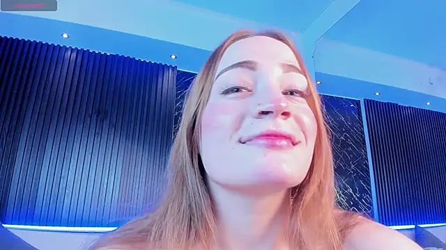 Snapshot of MadisonAnngel chatting on 10.01.25 MadisonAnngel online show from 10.01.25