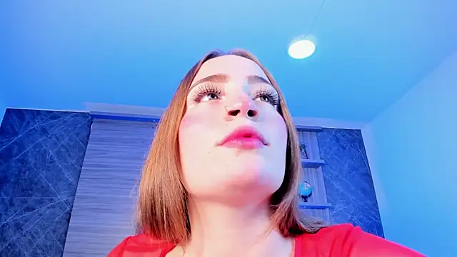 Snapshot of MadisonAnngel chatting on 10.06.25 MadisonAnngel online show from 10.06.25